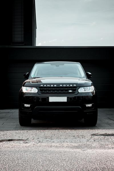 Range Rover SUV Black Edition